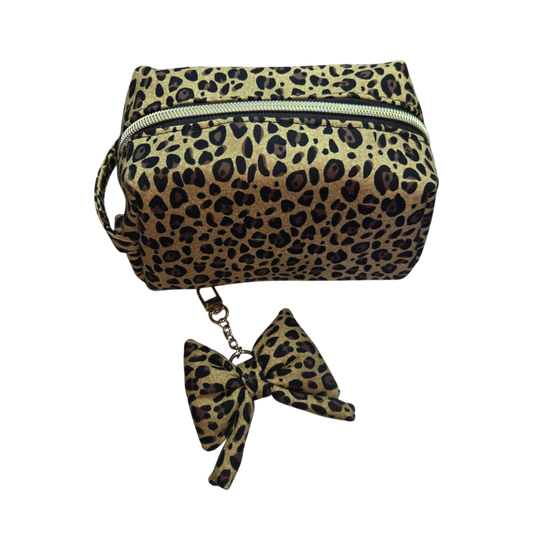 Boxy Bag with a Bow