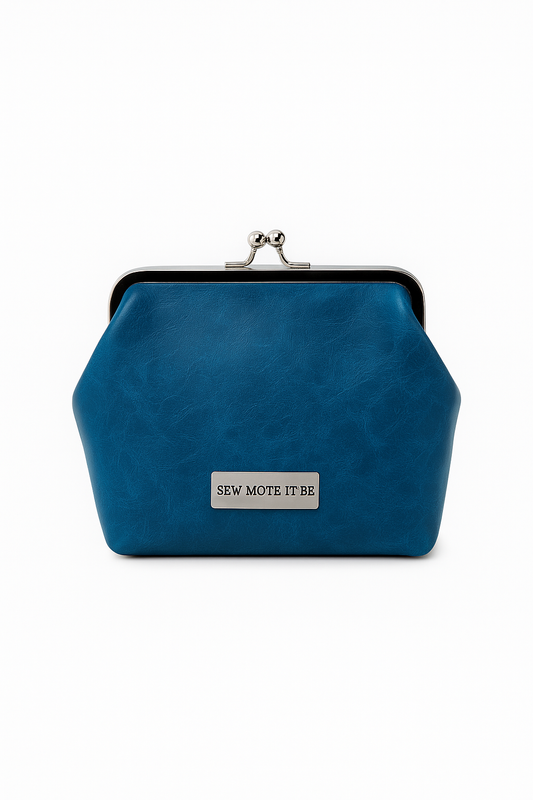 (PRESALE) LUXE KISS LOCK CLUTCH BAG