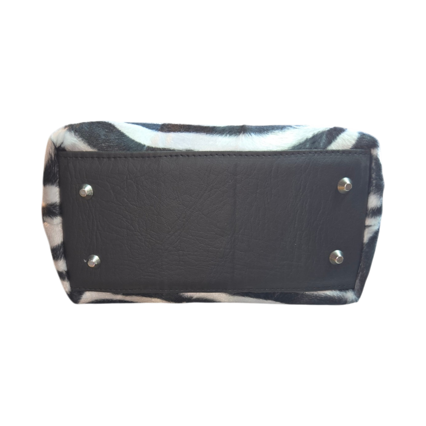 Nyx Clutch